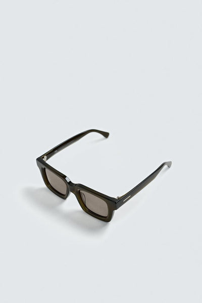 LUNETTES DE SOLEIL CARRÉES